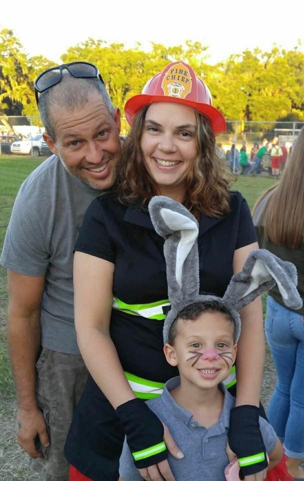 Stevie, Leslie and Kelly on Halloween 2017! I love them so much. ❤️