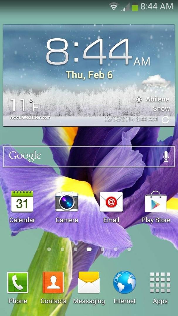 Still snowing, still cold!  Not what you expect in Texas :-)
