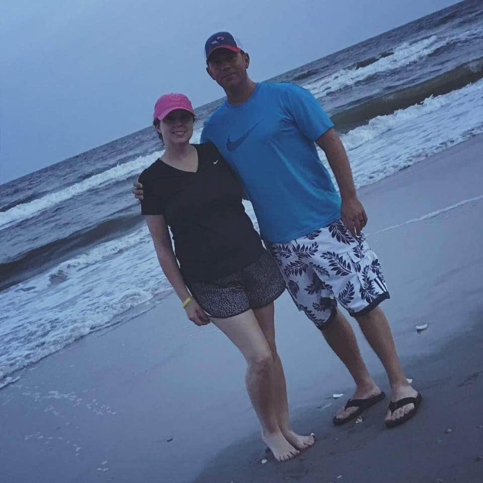 Allen you and Jessica look so good and happy. Hope you and Jessica have another 20 years. I love you all and my babies. Love Cindy and Joe