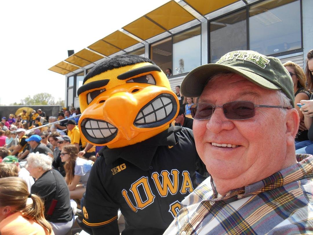 Went to a Hawkeye softball game yesterday. Bob got up close and personal with Herky!