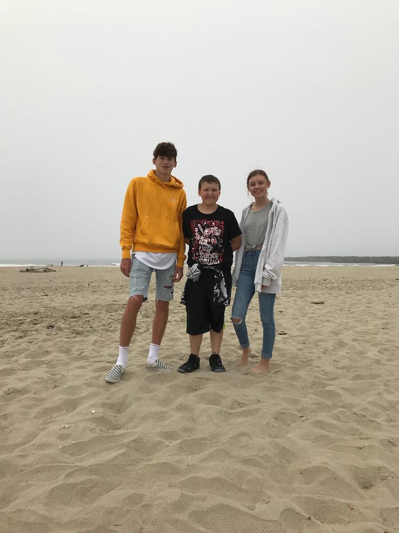 My grandkids at Winchester Bay. Enjoyed having them for a week. Now I miss them so much even though they spent a lot of time upstairs! It was so nice to know they were right here....