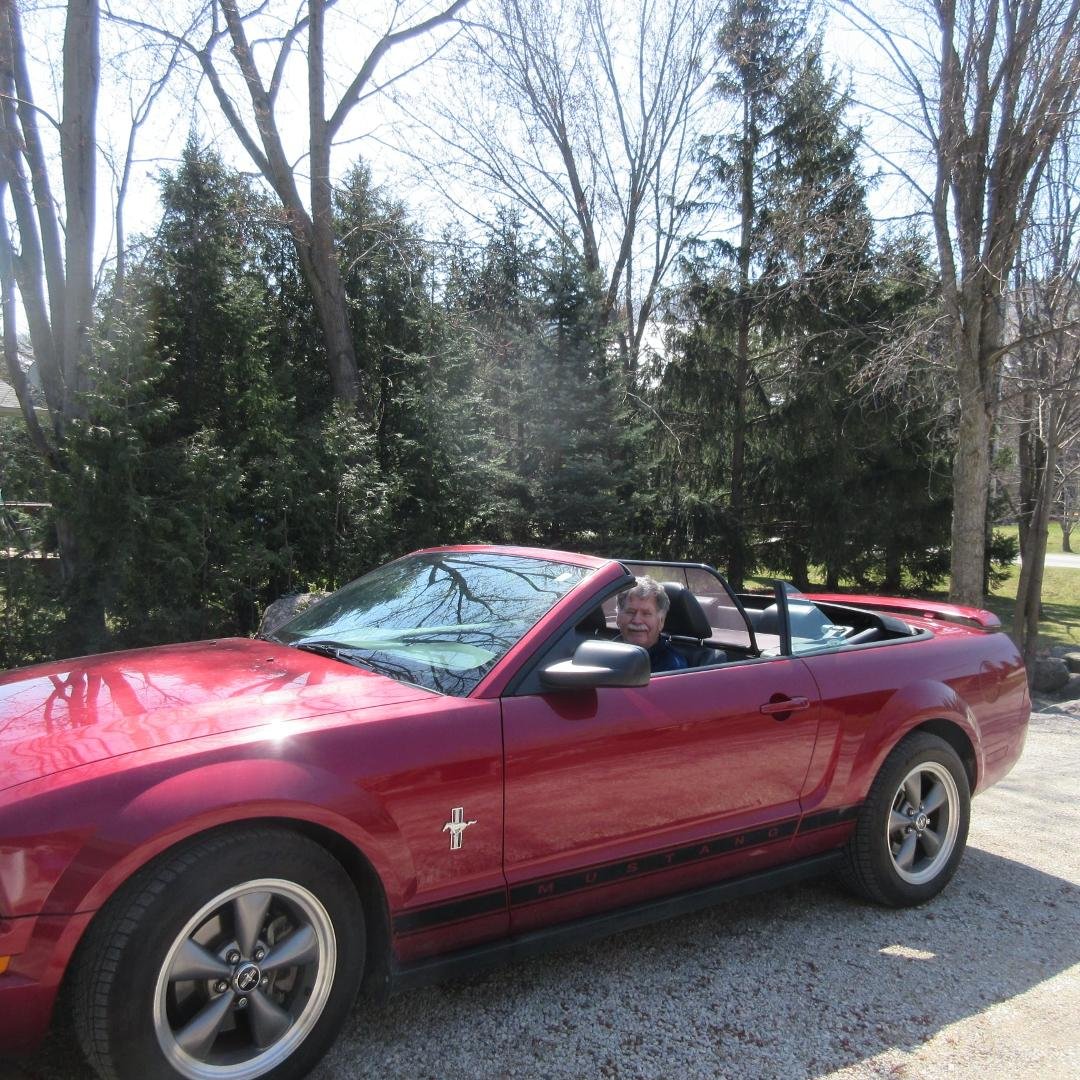 Insurance back on the Mustang .... Going for a cruise