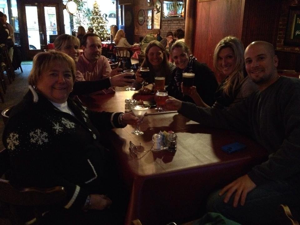 Tracy Martin Becker, Henry Becker Lisa Martin, Alison Martin, Rob Martin & Cynthia Younger Liparini