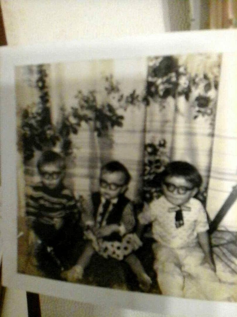 Sharon Schmitt's album, Mobile Uploads