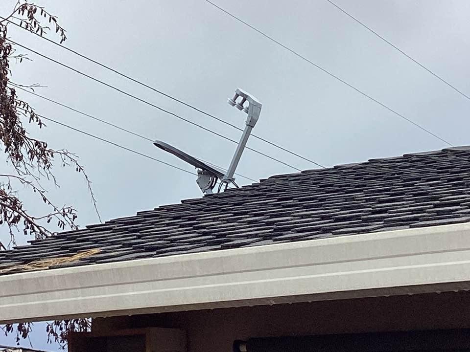 The wind blew very hard last night, got up this morning. No satellite TV, went out to look and this is what I saw..
Repairman here tomorrow .