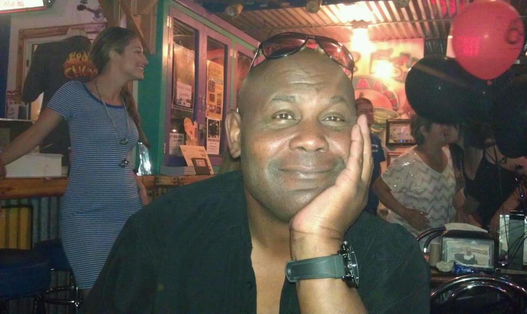 In a good mood, just friday chillin