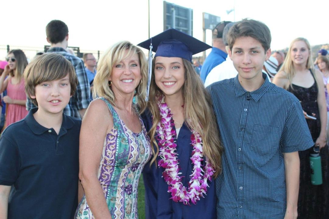 Congraduations to our amazing daughter Jessica!!!