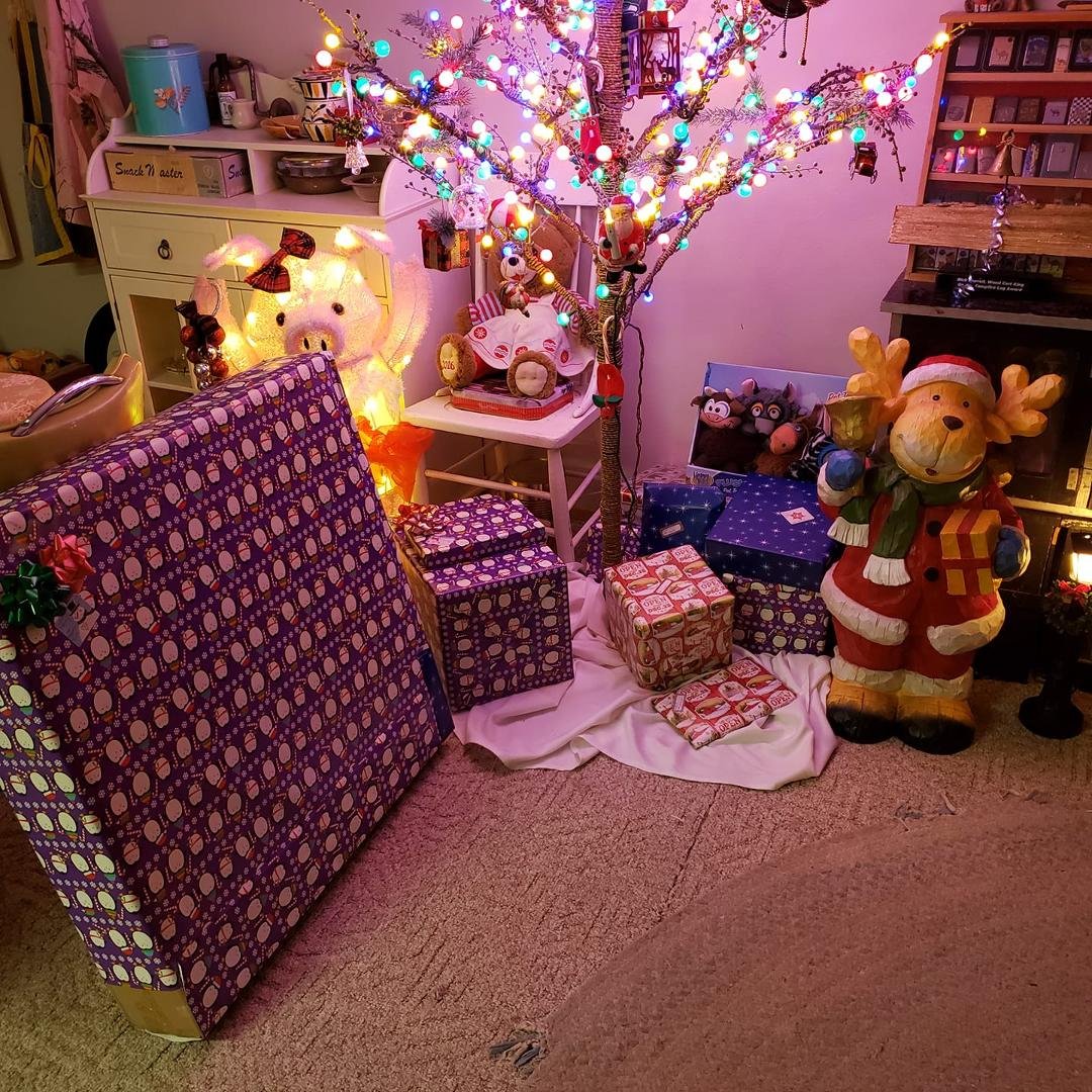 I still have wrapping to do.