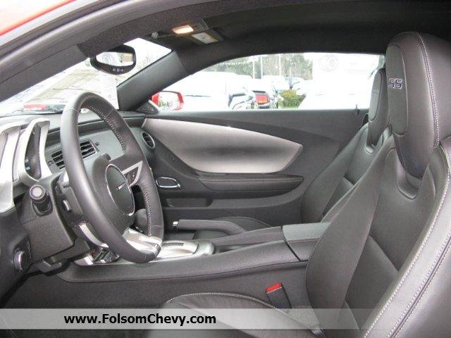 Imagine traveling through space and time with leather interior automatic transmisson and telescoping wheel and all the while being powered by 400 horses on the automatic and 426 horses on the manual it's out of this world !