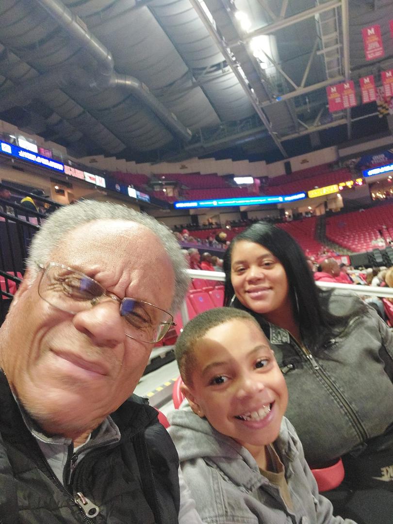 Lady Terps vs Georgetown. Papa, Alexis and Nasir.