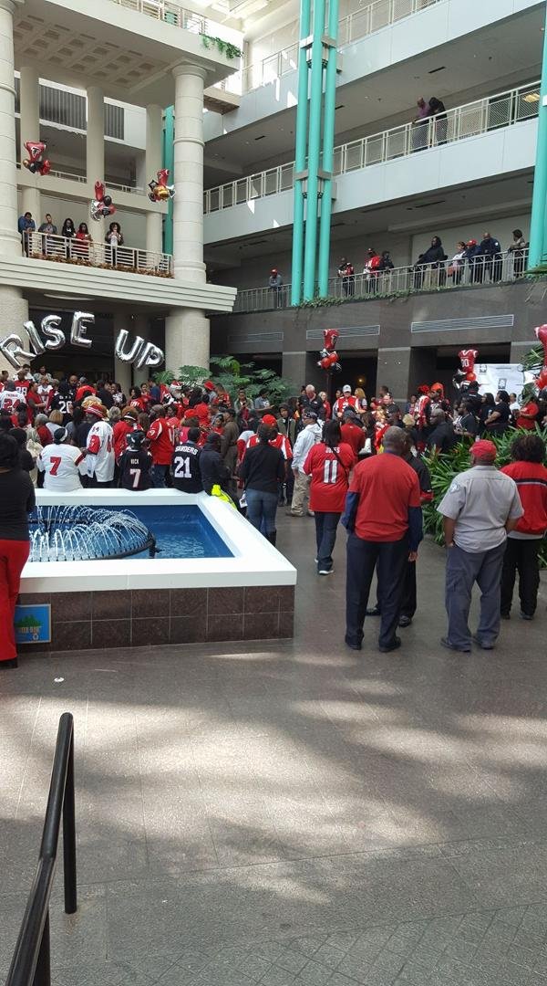 Rise up baby all the way to Houston