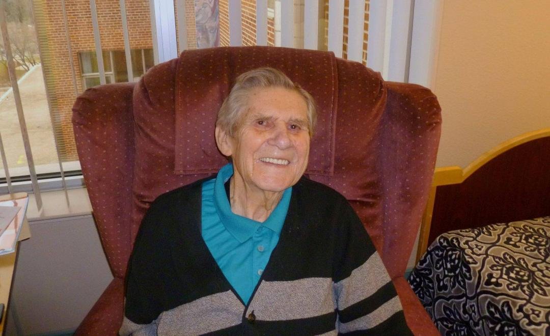My Dad, closing in on 95 &1/2 years. Still doing ok.
Love you dad.