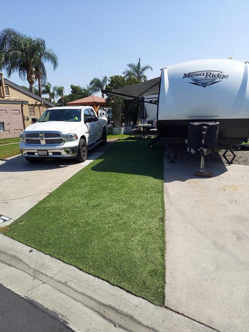 2 week vacation. 2 grandchildren. 2 sons. $2000.00 work of diesel fuel. I don't want it to end. Last stop, Anaheim for 2 nights. What I learned is I need to get ot of CA. Diesel fuel was $4.19 in Texas, $4.59 in New Mexi