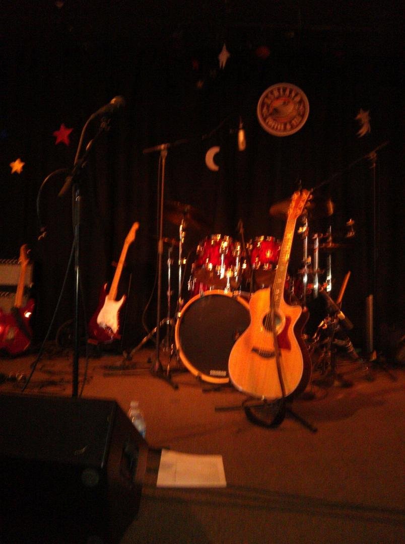 with Carrie to enjoy an evening of great music from Susan Greenbaum and her band.
