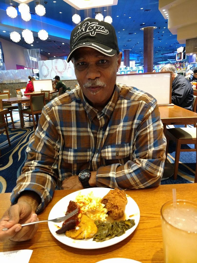 Hubby enjoying his Birthday meal @ River Spirit Casino Resort 🎉🎇🎆