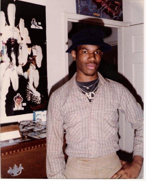 Check out the tight shirt.