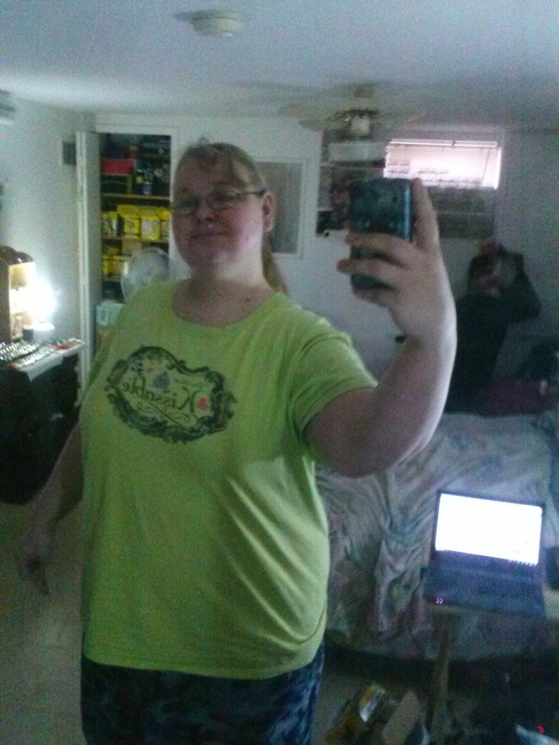 Me trying to lose weight yeah I'm doing it