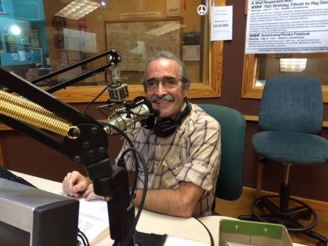 Dear friends! I am very pleased to announce that Franco Silva's  "Latino 54" has a new day and time slot for it's broadcasts. Beginning tomorrow, March 17th at 9am DST and 7pm DST and every Friday our show will air on WMNF 
