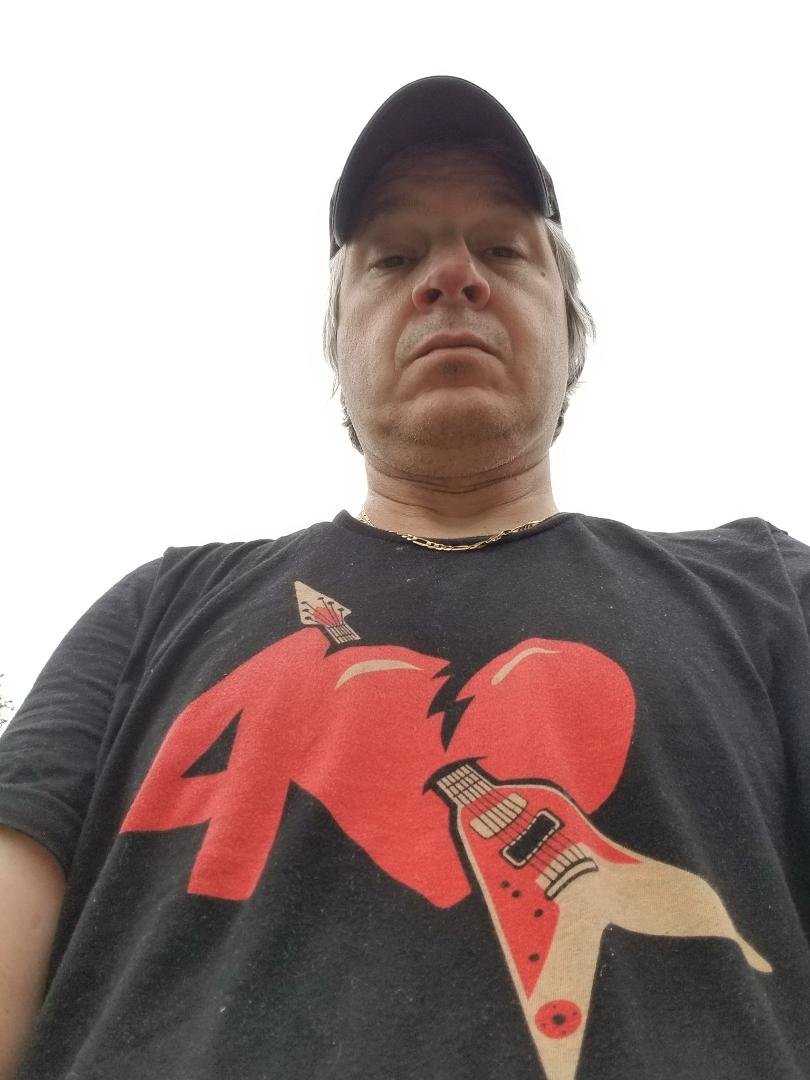 Steve Gioe's album, Mobile Uploads