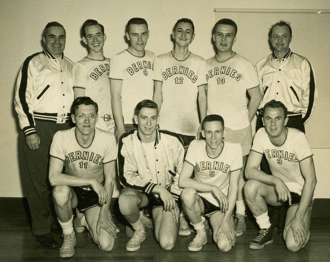 Here is another old picture of an intramural basketball team my grandfather coached. Butch Beard took a guess on a couple of names, so I hope everyone else will look and see if they know anyone, your Dad or granddad :-)