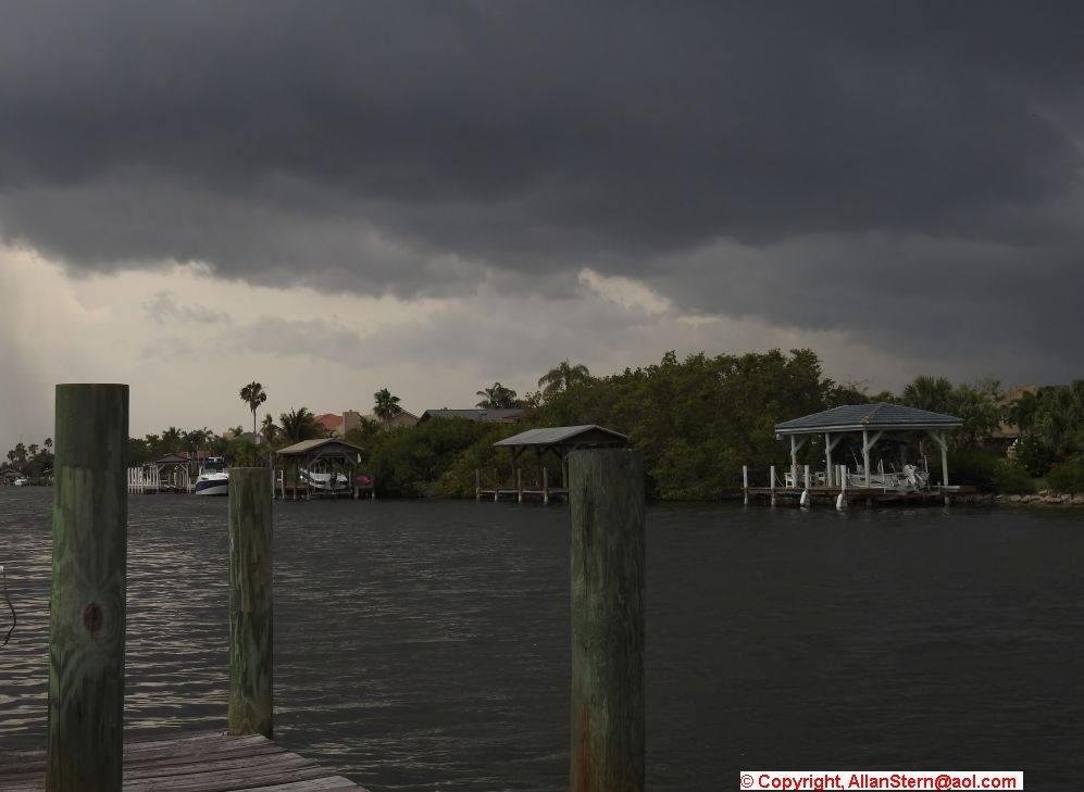 From my dock, looking ominous here in Satellite Beach tonight at 5:15pm.
(Satellite Beach FL, 24 May 2017).