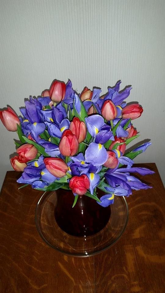 Thank you to my wonderful husband Bobby for the most beautiful, loving Valentine's Day.