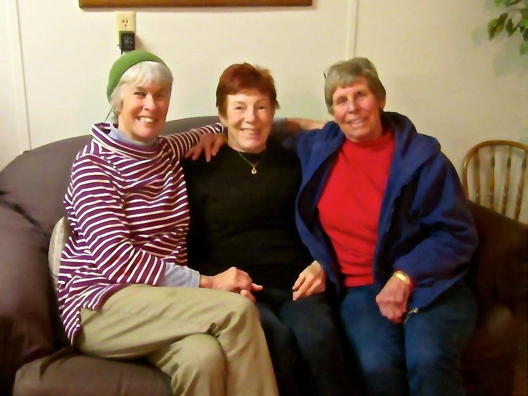 What a nice way to warm a chilly day! Lunch at Sister's Restaurant with Linda Morris and Nora Bryant.