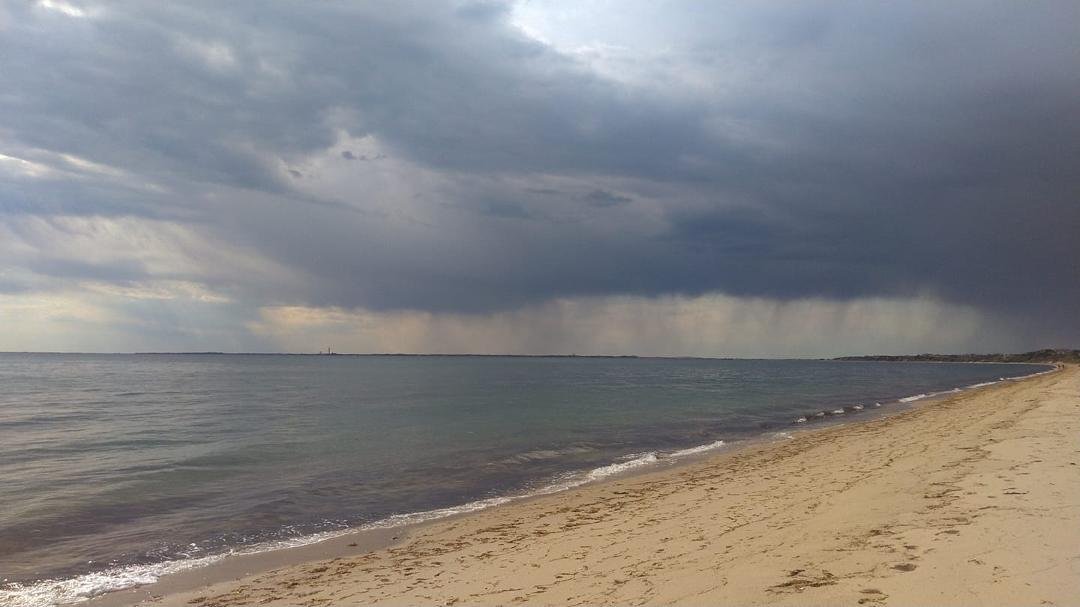 Rain falling in ptown....