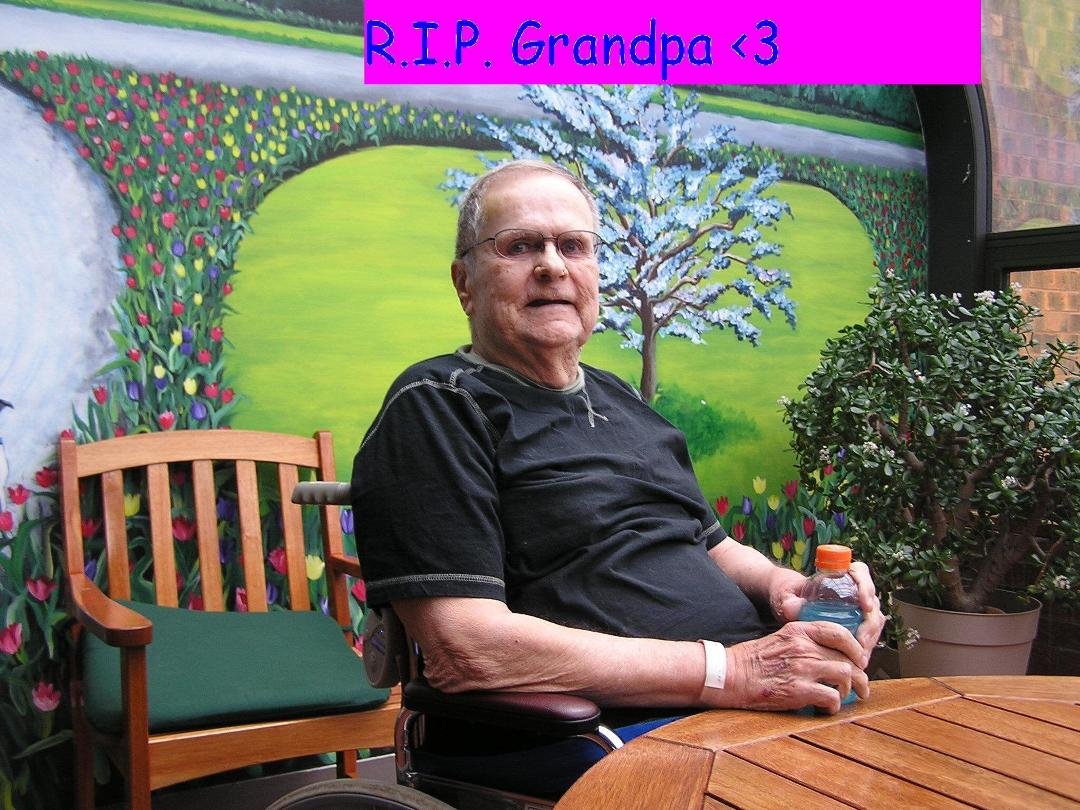 10 years ago today you left us. We still miss you everyday. Always and forever ❤️. Thanks for the memories