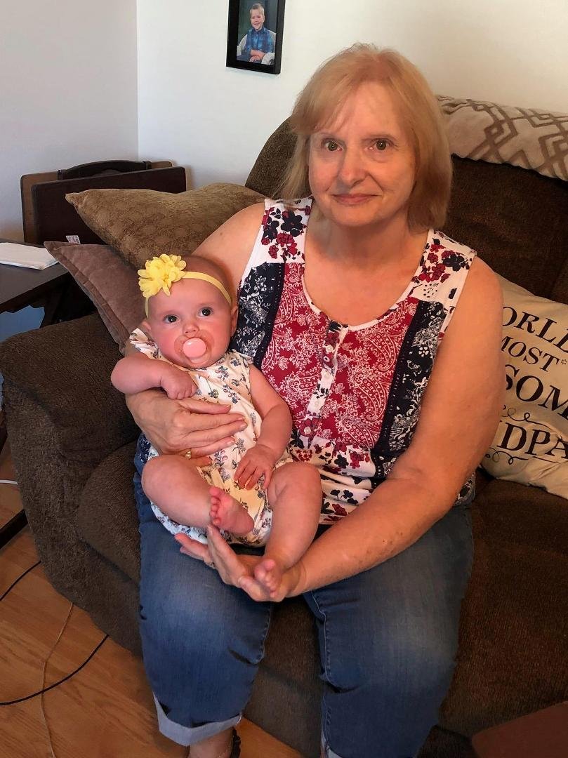 Bonding with my adorable great niece Sara. Good job Tessa and Rob!    Your boys are pretty great also! 🤗