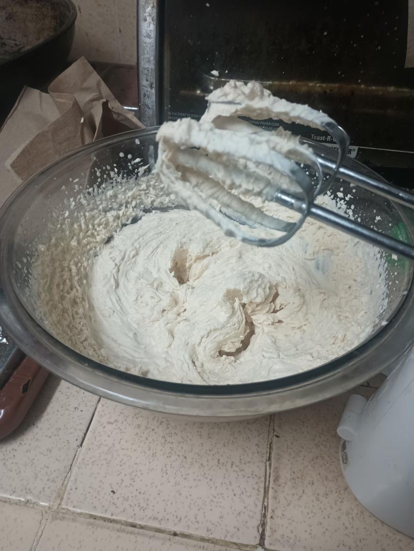 Move over Reese's and Pizza Hut!!!
I just concocted the bestest pizza topping ever - peanut butter whipped cream!!!
Of course, it's a universal topping and can be used on steaks, salads, as a chip dip for your so-called p
