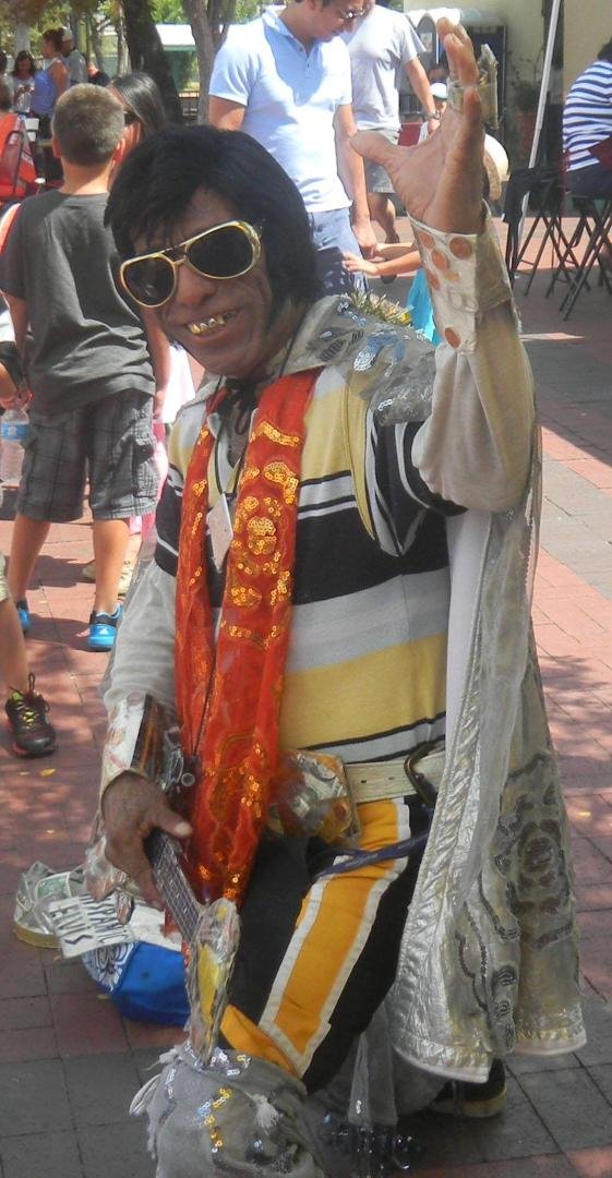 Elvis alive and well in San Antonio!