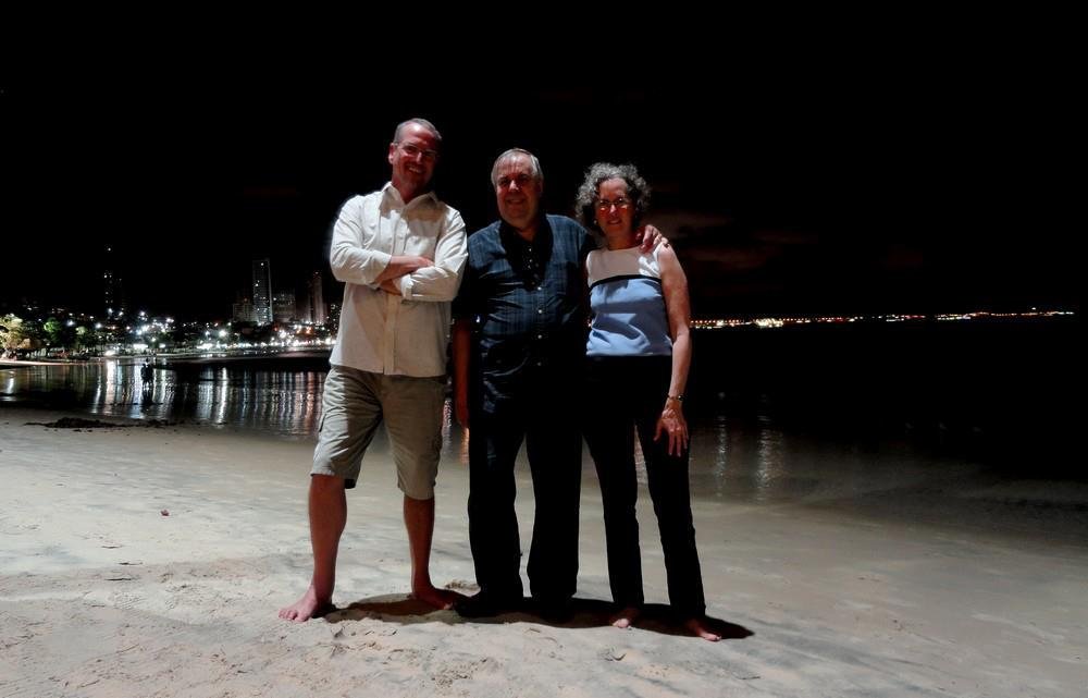 I get a Krickx out of Natal - a fine dinner with the Krickxs at Praia de Pnta Negra