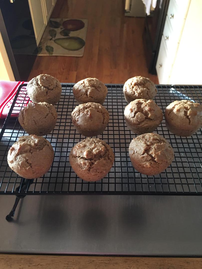 Found a box of Kelloggs All Bran cereal in the clearance section at Publix. I had forgotten how wonderful these bran muffins are with a cup of coffee in the morning 😋 ☕️