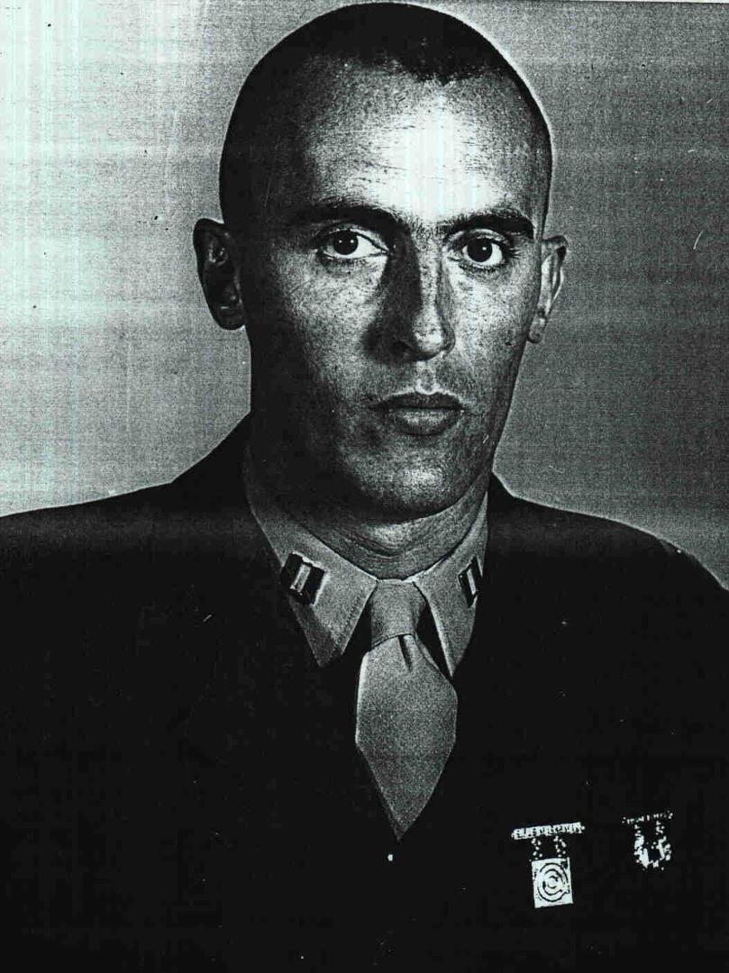 Major Walter Michael Murphy, USMC, age 31, from New York, NY, KIA 31 January 1968 (VVM Panel 36E - Row 26). Walt had been an instructor of mine at TBS when I was a young second lieutenant. When I returned from the hospital 