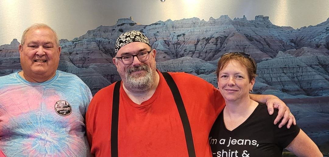 This is the pic I was looking for! Love our pastors.