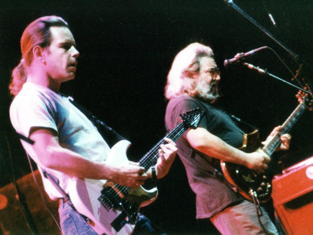 Another icon has passed away yesterday. Bob Weir, a founding member of Grateful Dead. Always will be a "Dead Head" RIP Bob.