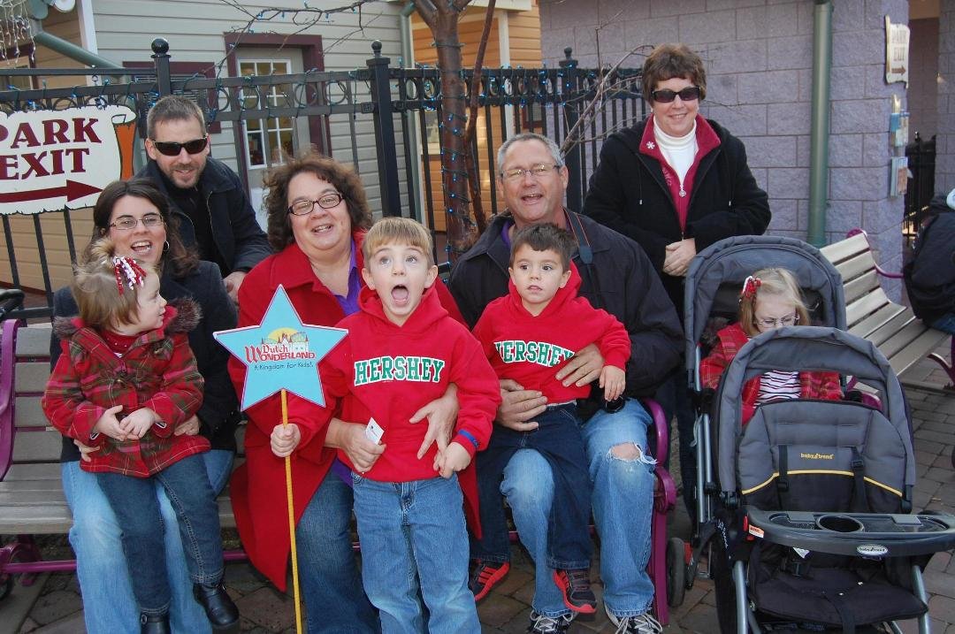 Our group picture at Dutch Wonderland...I have no idea what she had us saying! :)