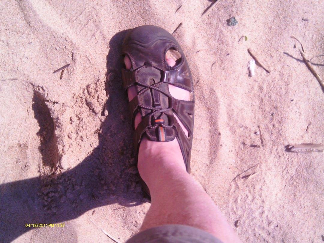 Happiness is sand in the sandels