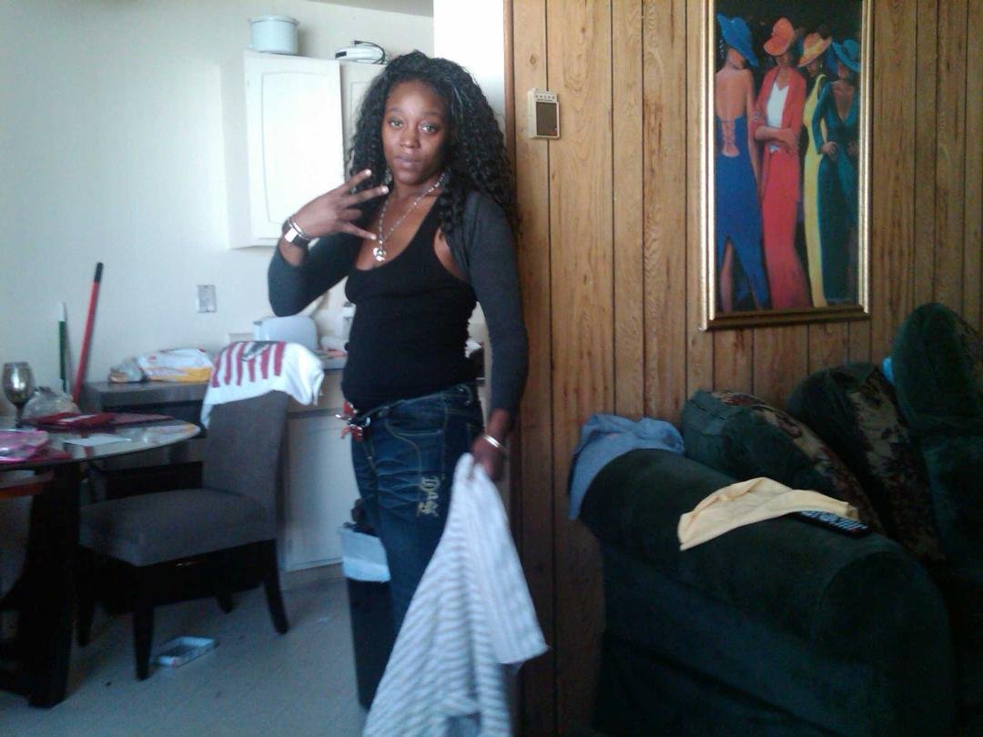 mISS dIAMOND IN THE ROUGH,
