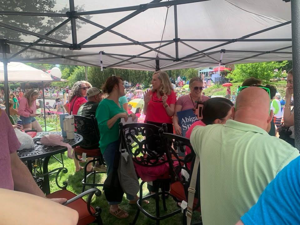 Happy to say I got to meet and speak briefly to our new Governor elect Spanberger last spring at the Cutrona Apple Blossom Party. Virginia has spoken today!
