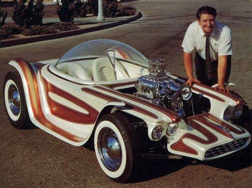 Alternative Art:
'Beatnik Bandit,' 1960. By Ed 'Big Daddy' Roth, right. 1950 Oldsmobile chassis cut down to 85 inches; fiberglass body. Clear dome made in a pizza oven. Originally shown in 'Rod & Custom,' June 1960.