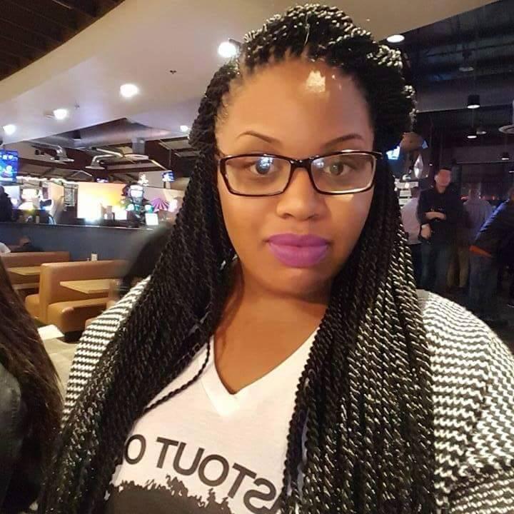 HAPPY BIRTHDAY TO MY VERY BEAUTIFUL DAUGHTER, ROBIN M. LOWE....HAVE A BLESSED DAY/WEEK.
LOVE YOU ALWAYS