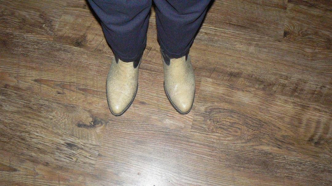 Cowboy up, Melissa remember the boots?