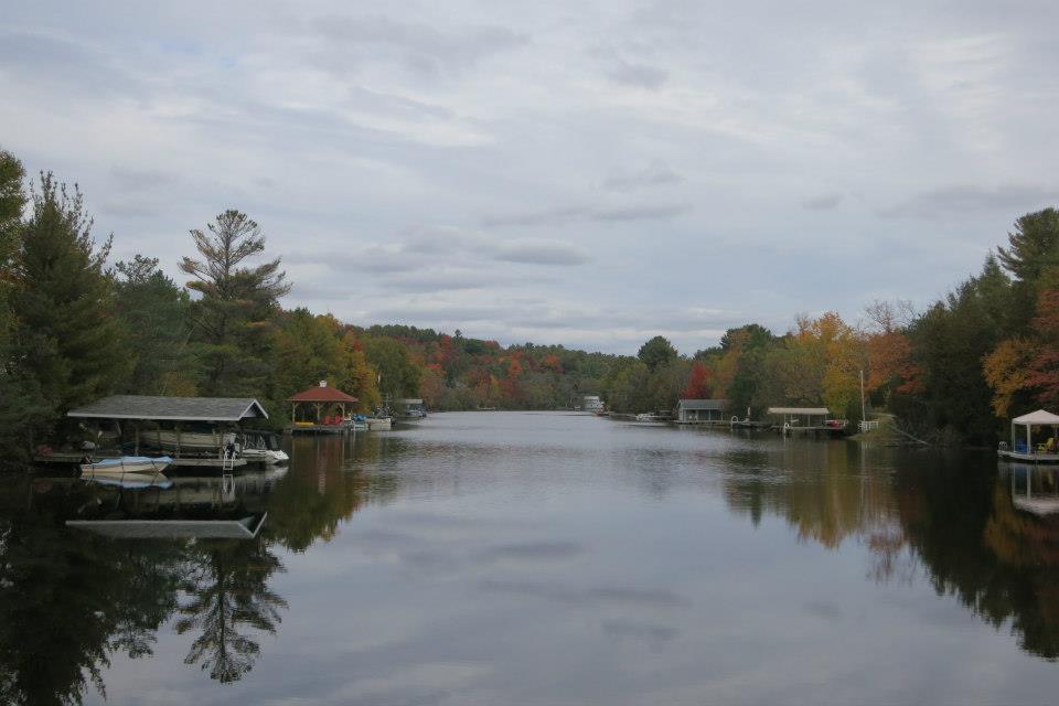 Cruising down the Muskoka River toward Bracebridge on the "Lady Muskoka" - Oct. 2, 2012