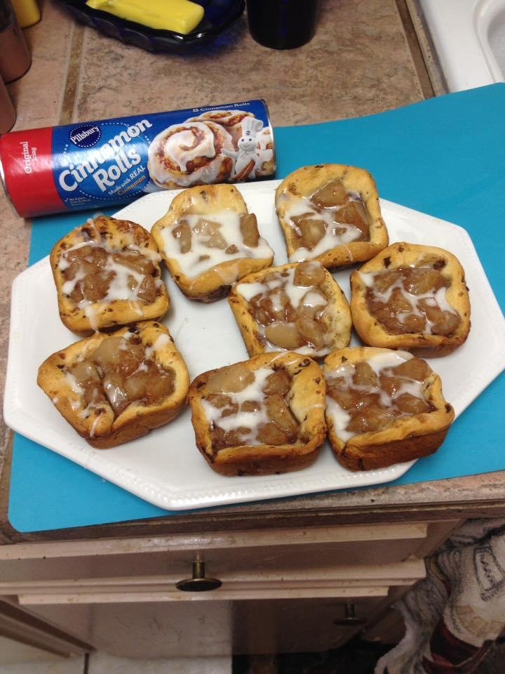 Soo easy. Roll or press out Cinn. Rolls, "cup" into muffin tin holes. In a bowl, add Cinnamon and fresh Nutmeg to about 8 oz of Apple Pie Filling. Spoon >2T. into each 'cup'. Bake @350, 22-24 minutes.
(Not @ 400, like it