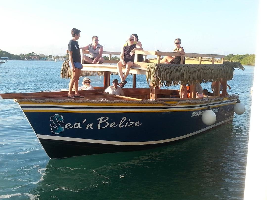 Sea n' Belize Glass Bottom boat, Placencia, Belize