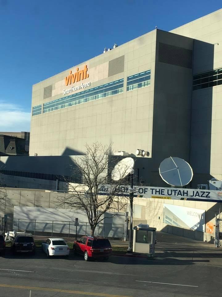 March Madness is alive here in Salt Lake. Here we go Bulldogs of Gonzaga! Rooting for a win tomorrow! And we don't have far to go🏀🏀🏀