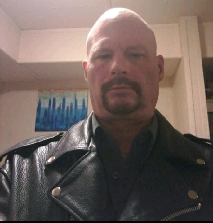 Robert Mackay's album, Mobile Uploads
