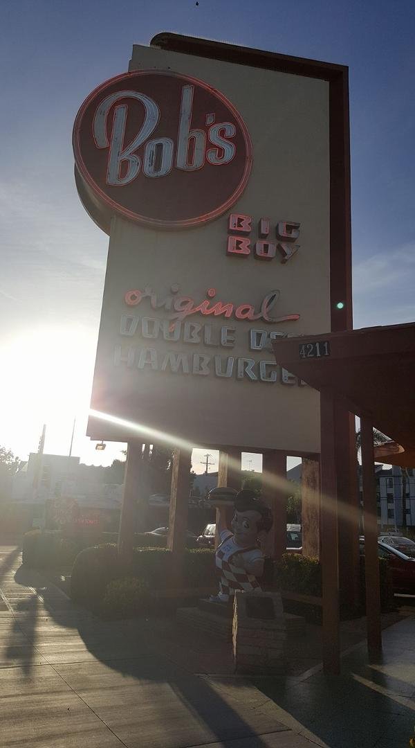 Wanna know where the Big Mac was REALLY invented...?
Just had a shake here. Last time I did that at this place was 50 years ago.